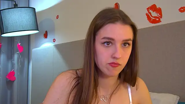 AliceAtkins' Live XXX Chat