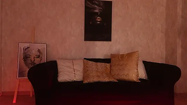 MollyHeadleyy's Live XXX Chat