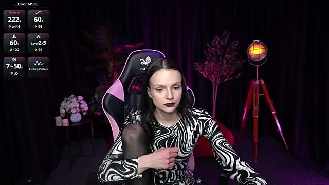 Wild_Alice_me – Live XXX-chat