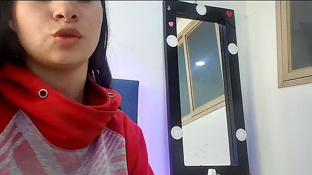 HIMAWARY_SOIN5's Live XXX Chat