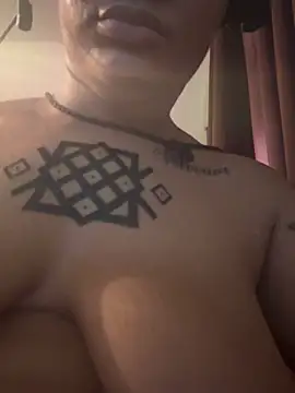 nickytheehawtie's Live XXX Chat