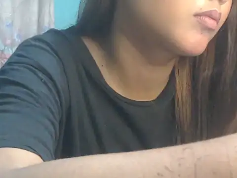 NancyRuviのライブXXXチャット