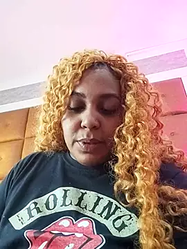 Chat +18 de ELLA_KELLY ao vivo
