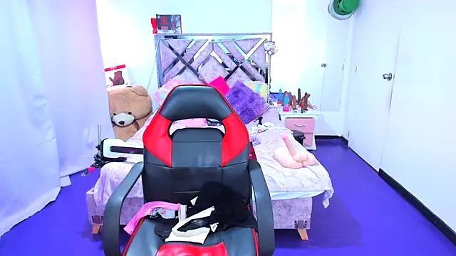 Luna_Analya Chat XXX in diretta