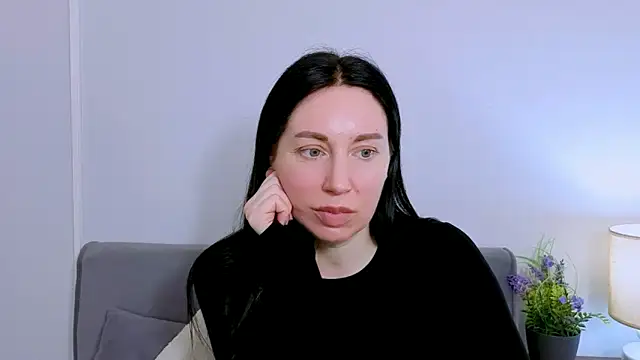 MiaFair: онлайн-секс-чат