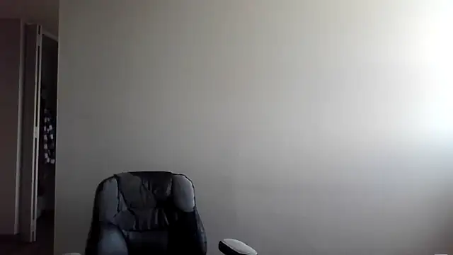 Luke_James: απευθείας συνομιλία ΧΧΧ