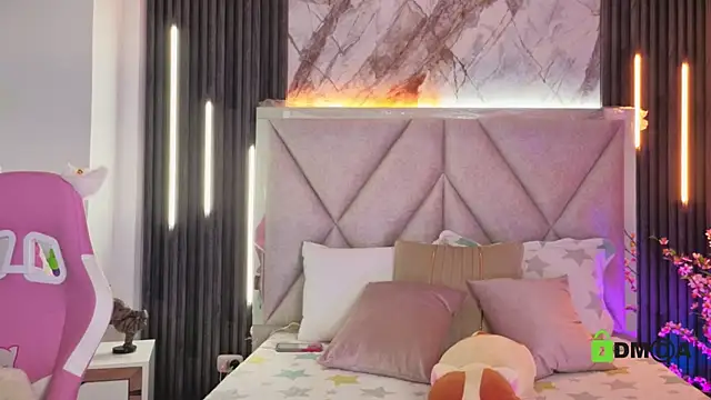 Happy_tits live XXX chat