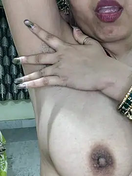 Czat XXX na żywo – Hot_Misti_69