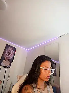 SamathaMay Webcam show