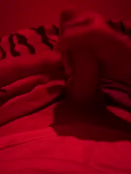 Show modela Tazo695 na web-kameri