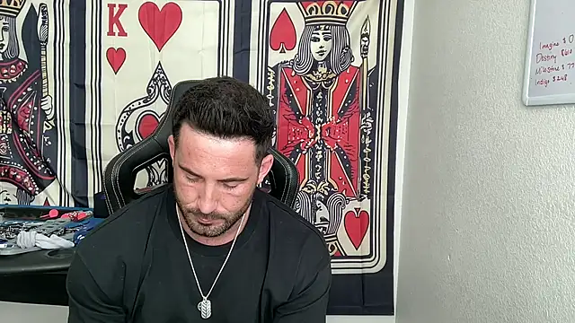 brettmycles28 Show in webcam