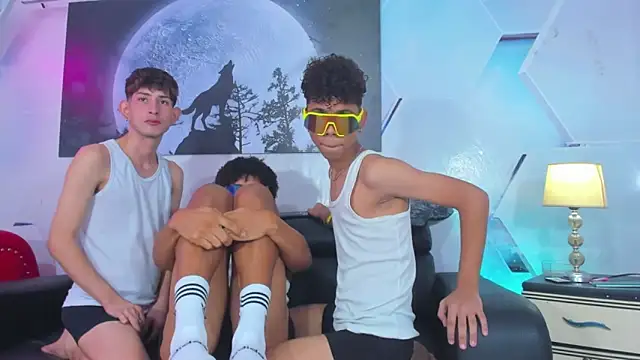 Spicy_guys' Live XXX Chat