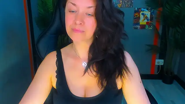 AnaMills' Live XXX Chat