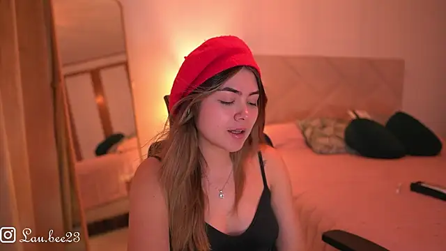 Živý XXX chat Lau_Bee