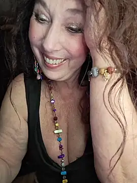 GypsyEsmeralda Live XXX Chat