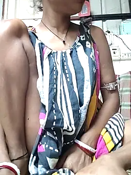 Sweet-runi লাইভ XXX চ্যাট