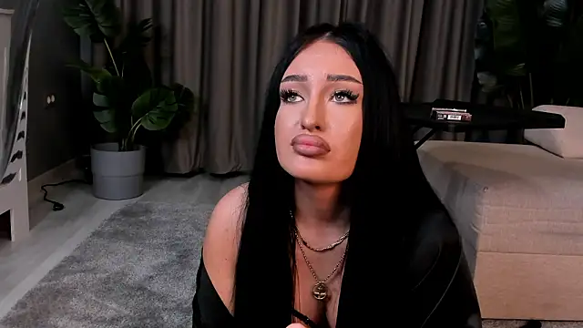 EmeraldKat Live XXX-chat