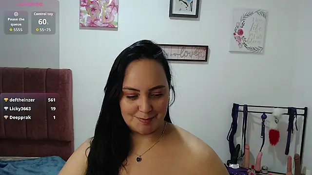 Veroniicabbw_'s Webcam Show