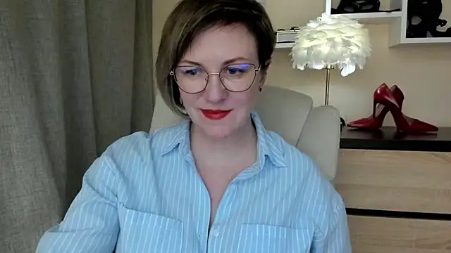 feliziaDesire: онлайн-секс-чат