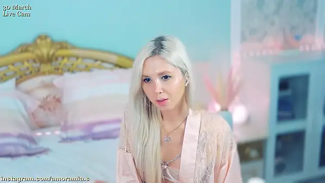 Chat +18 de Amoramias ao vivo