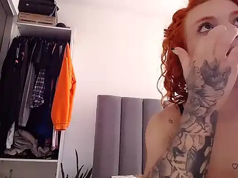 saara_johnson496 Pertunjukan Webcam