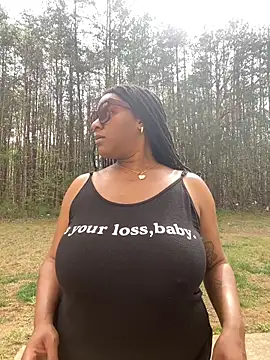 Pokazy przed kamerką – CoCoGoddess_