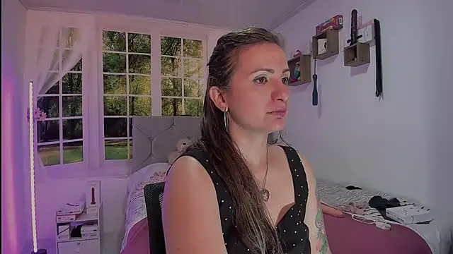 Czat XXX na żywo – vanessabrown_