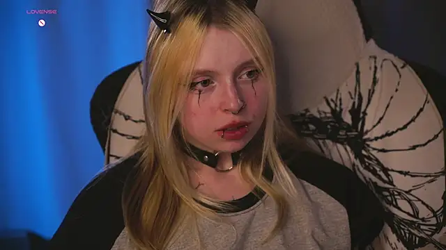 Živý XXX chat ElvenQueen