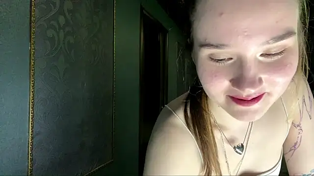 CarmelaLiebherr Chat XXX in diretta