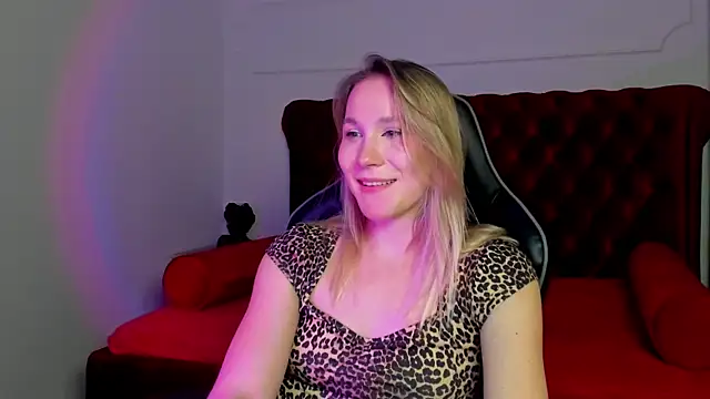 Chat XXX ao vivo de ElaraVoltage