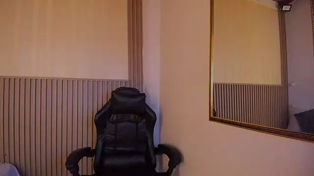 amara_queen_'s Live XXX Chat