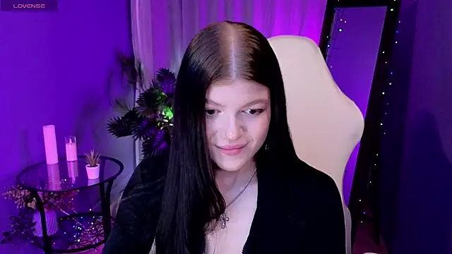 Softeach's Live XXX Chat