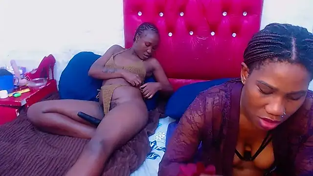 XSCARLETQUEENXX Chat XXX live