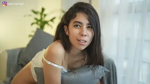 cata_batnati's Live XXX Chat