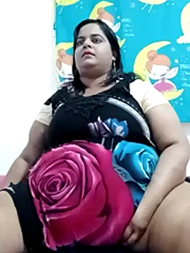 SusanaEshwar Adlı Modelin Canlı XXX Sohbeti