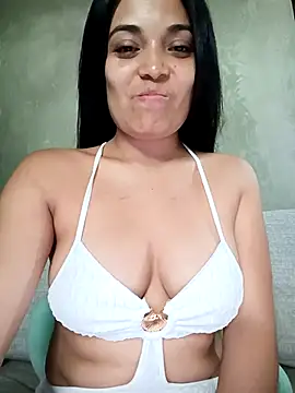 _Estrellita_ Adlı Modelin Canlı XXX Sohbeti