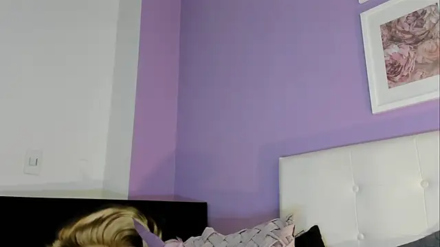 Charlotte11-11 live XXX chat