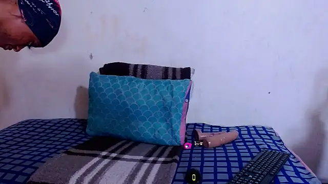 Nikistickyxx25 – Live XXX-chat