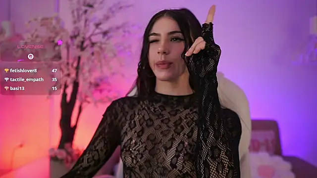 Pokazy przed kamerką – JadeSummerr