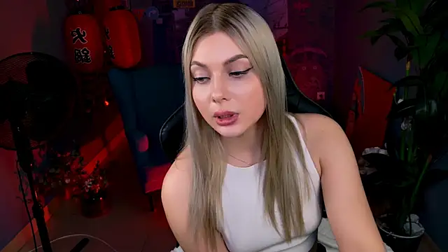 Czat XXX na żywo – HyileyClark