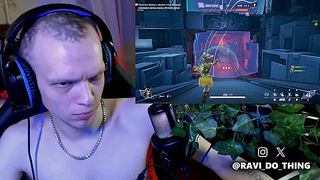 Show modela ravi_olle na web-kameri