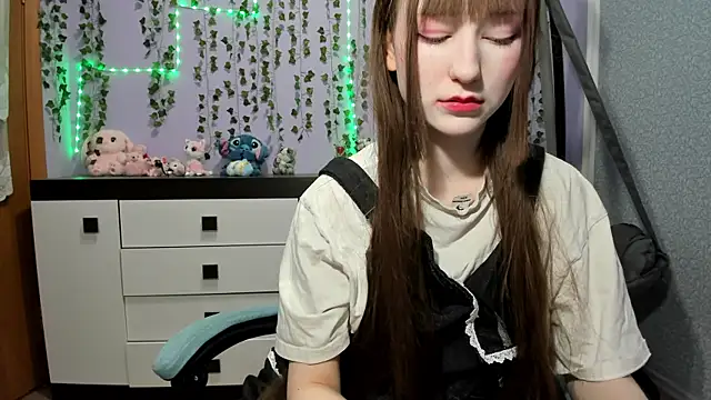 Yoonhee_kiのライブXXXチャット