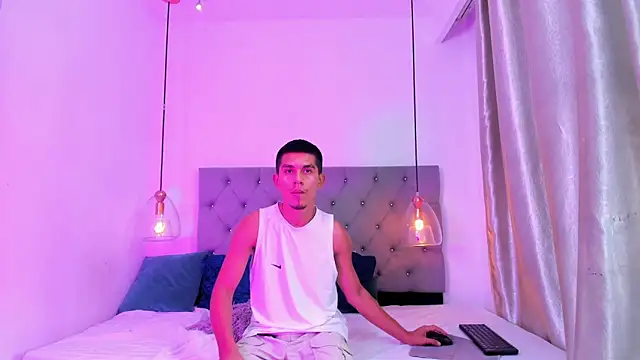 Онлайн чат XXX your_d0ll1