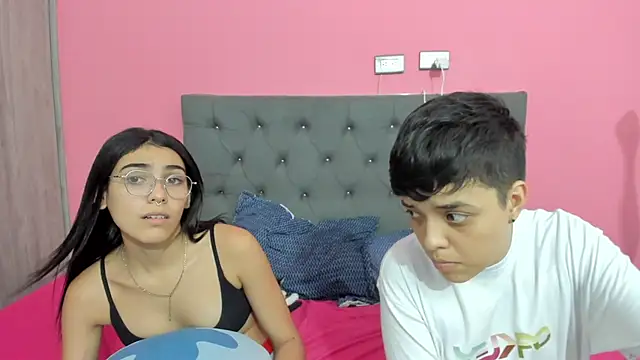 ariloe_quintero 라이브 XXX 채팅