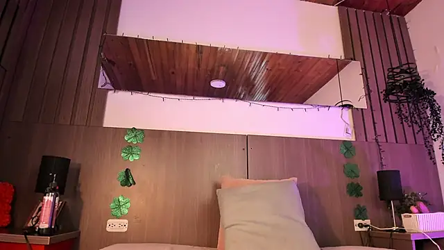 Violet_carson 现场XXX聊天