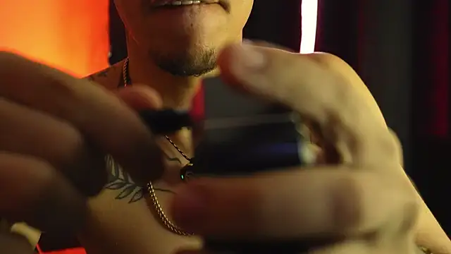 AlphaMasterXxx Live XXX-chat