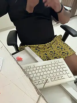 FlirtyxBoy Pertunjukan Webcam