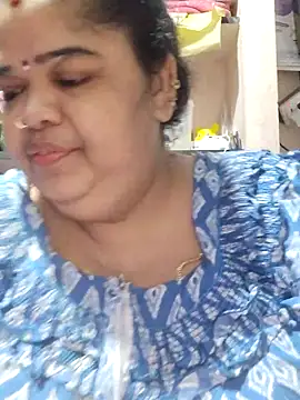 tamilthanushri's Live XXX Chat