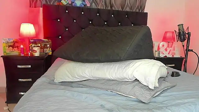 XXX chat uživo modela dereck_karter