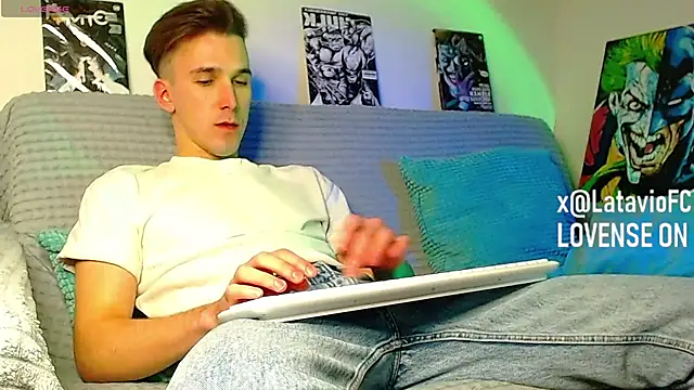 Midnighter_ Live XXX-chat